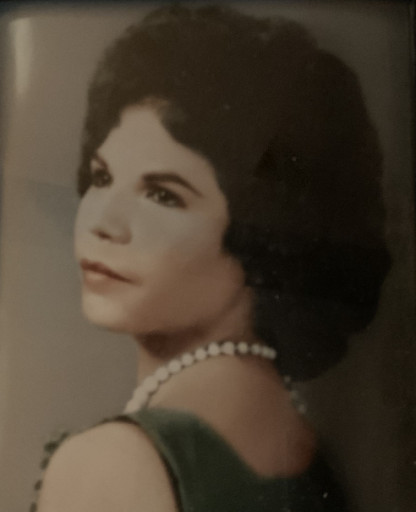Mary Valderaz Profile Photo