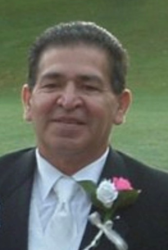 Cruz Garza Jr. Profile Photo