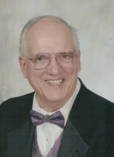 Robert L Hambach Jr. Profile Photo