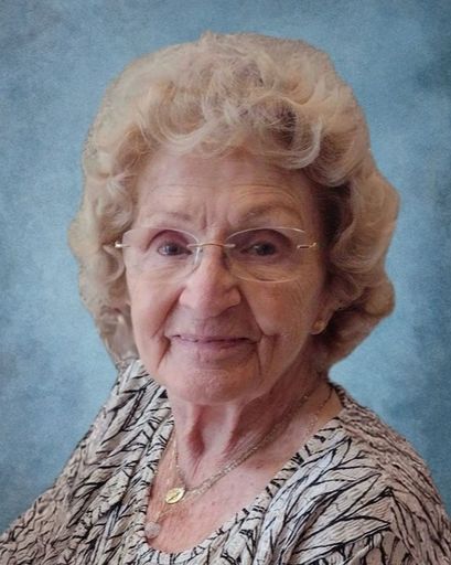 Elizabeth Mae Krumenaker's obituary image