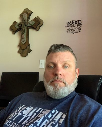 Austin Charles Humphries Profile Photo
