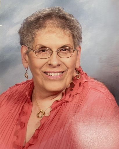 Donna Lou Hoffman Profile Photo