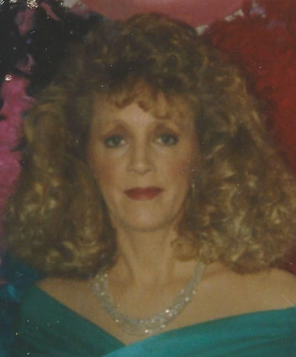 Sandra Ann (senter) Joray Profile Photo