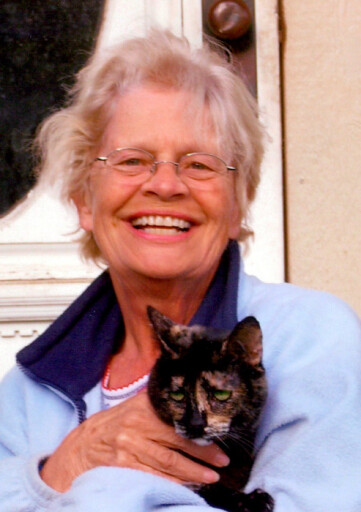 Carolyn (Aamot)  Walton