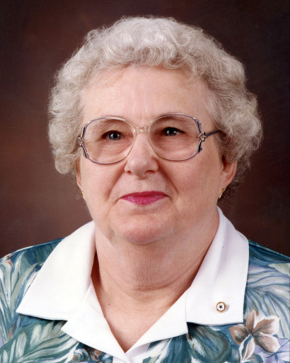 Evelyn Clarice Hively