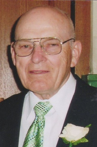 Vernon Hoelscher