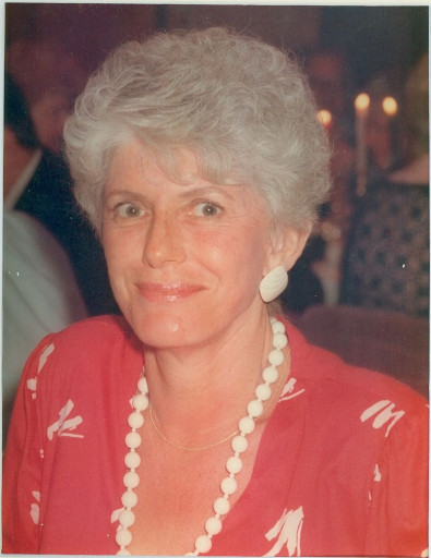 Betsy R. Watts Profile Photo