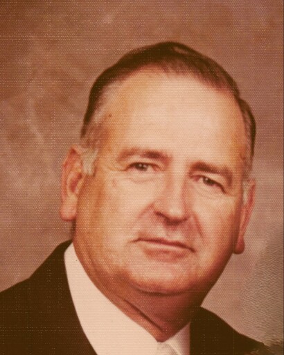 Max Doyle Holcomb's obituary image