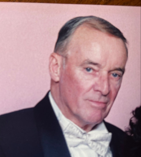 Robert O'Connell Profile Photo