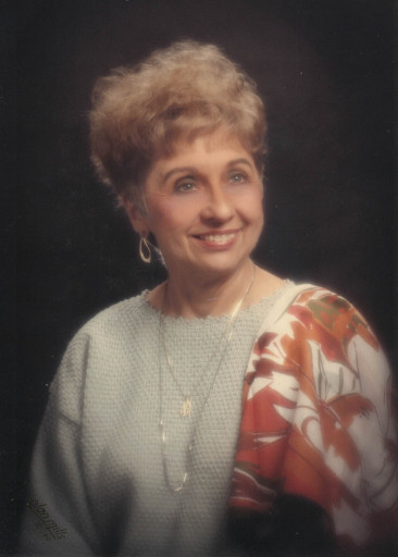 Joan Walker Profile Photo