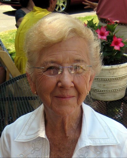Betty Jean Devine's obituary image