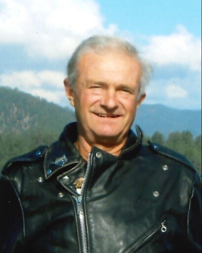 Jim Schlesser's obituary image
