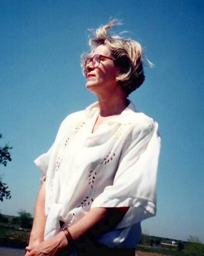 Izolda Maria Schroeder Georgiades's obituary image