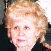 Mary L Kublic