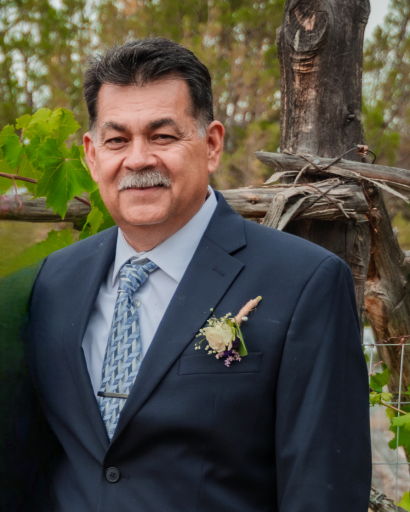 Oscar Guzman's obituary image