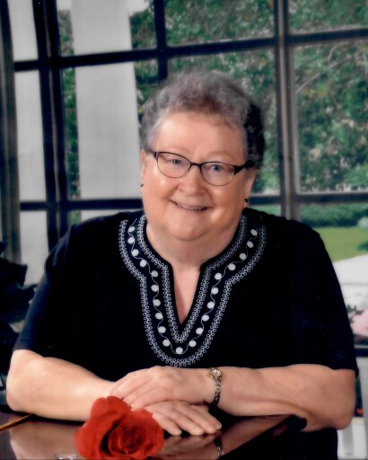 Elaine Ellen Entzian Profile Photo