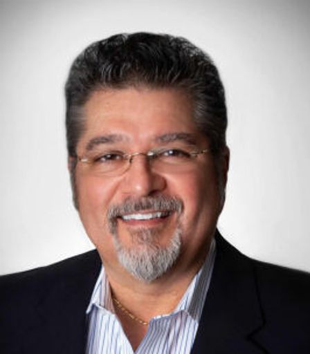 Richard Arellano Profile Photo