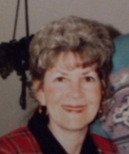 Lois Carnicom's obituary image