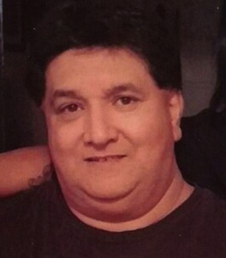 Robert Castillo Profile Photo