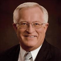 Garry W Lawyer Profile Photo