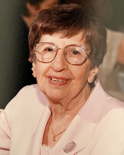 Edith Fernbach Profile Photo