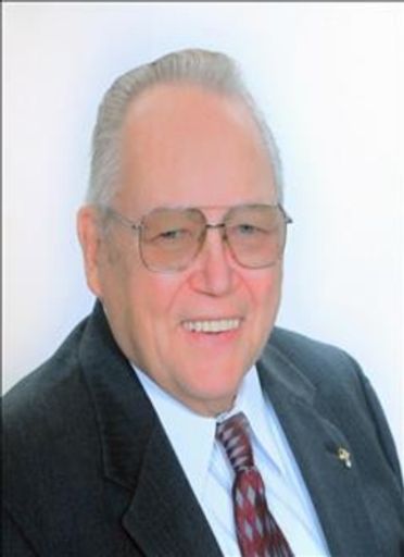 Raymond E Ault Profile Photo