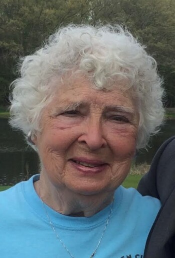 Dorothy "Lee" Lillick-Hall