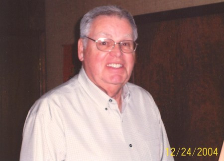 Howard  W. Anderson