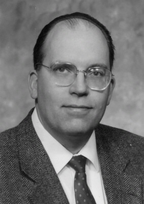 Gerald "Jerry" E Homstad