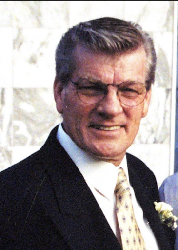 Leon Moore