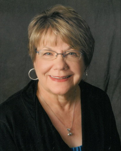 Gretchen Andeel Profile Photo