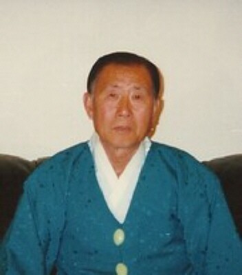 Yong Jin Shin