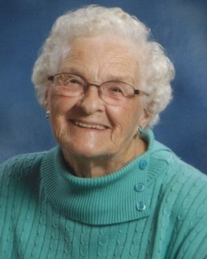 Vivian Ione Strand's obituary image