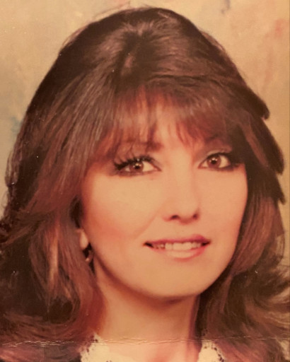 Linda Jo Russell Profile Photo