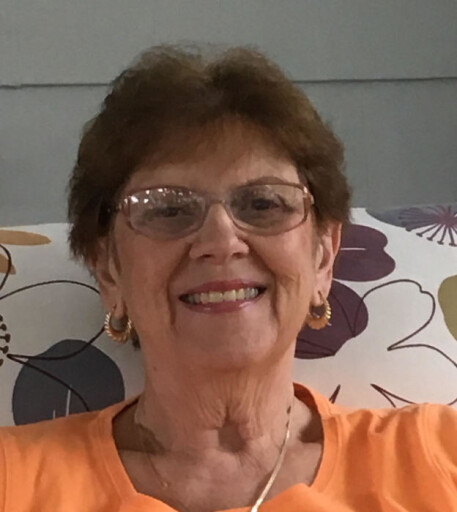 Viviana (Medeiros)  McEneaney, RN