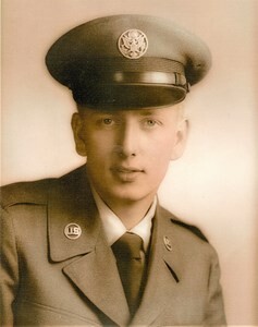 Robert E. Wiggins Sr.