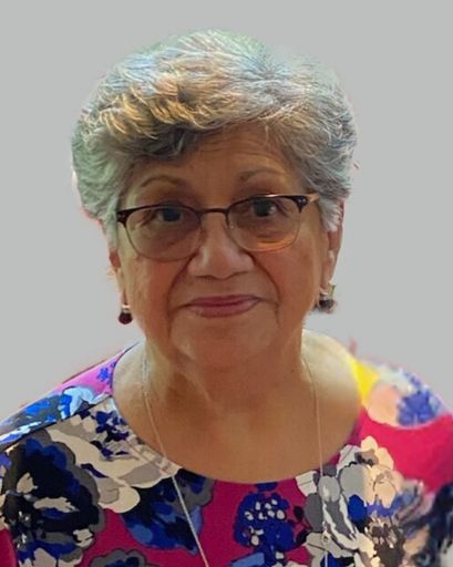 Carmen Salazar's obituary image