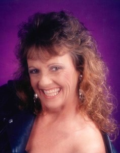 Robin Lynn Lewis Profile Photo