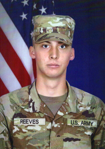 Pfc Damon Reeves