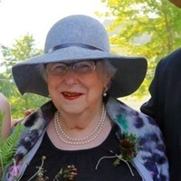 Joan  Dee Kahn