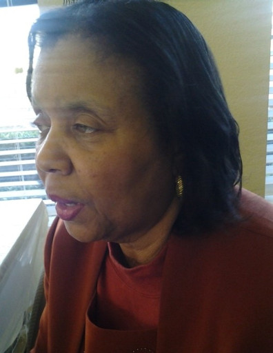 GLORIA WATERS Profile Photo