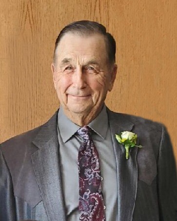 Paul E. Jueneman's obituary image