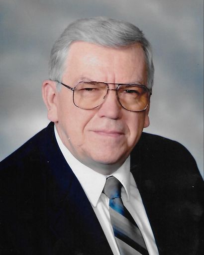 Clyde E. Smith's obituary image