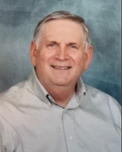 Clyde Wesley Moore's obituary image