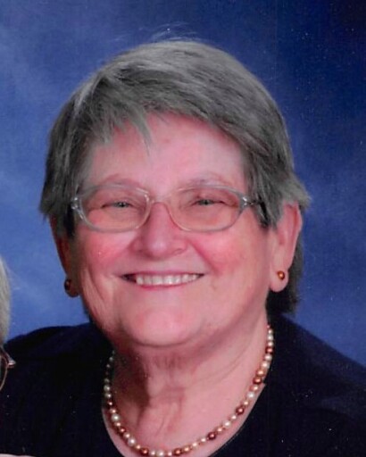 Mary Lou Yatckoske's obituary image