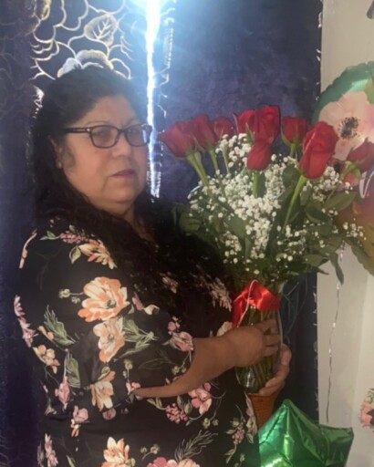 Otilia Lujan Flores's obituary image