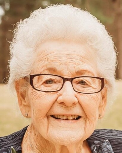 Dorothy Lindsay's obituary image
