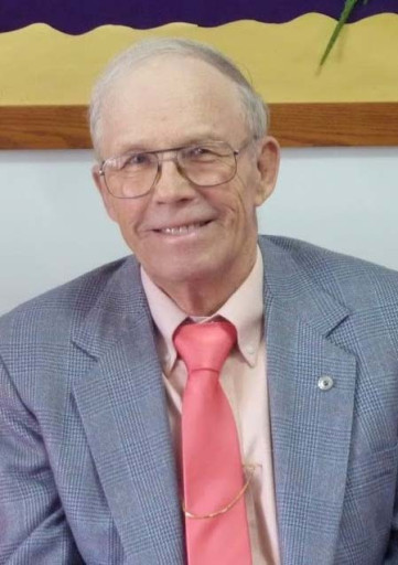 Lyle E. Dahlgren