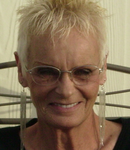 Linda (Taylor)  Grove