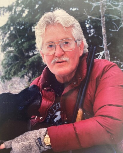 J. Robert Knight's obituary image